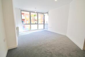 4, Ramillies House, Cross Street, Charles Dickens, Portsmouth PO1 3GH