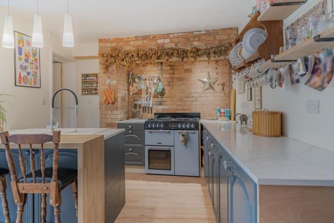 Kitchen / Dining Room