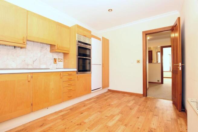 kitchen2.jpg