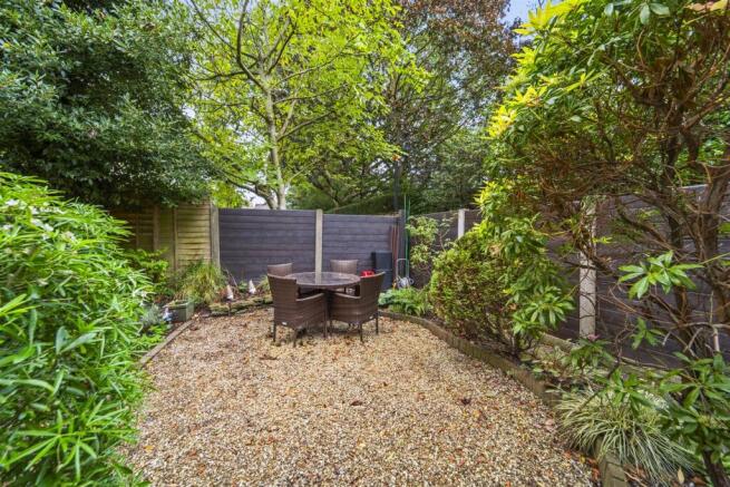 Clarendon Road, Sale photo 3