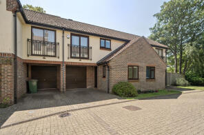 22, Mayfair Gardens, Southampton SO15 2TW