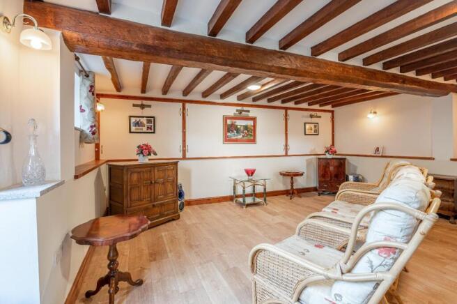 3 bed House for sale Image 5