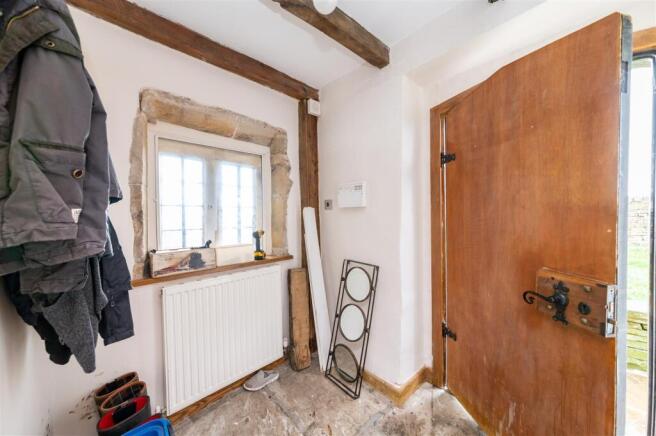 2 bed Farm House to rent Image 8