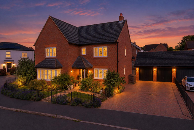 6 Larbourne