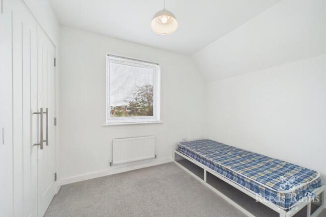 4 bed End of Terrace to rent Image 12