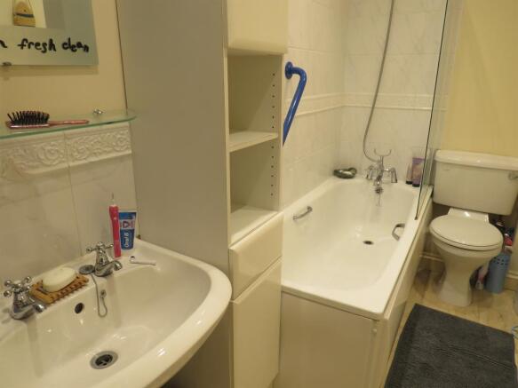 Photo 6