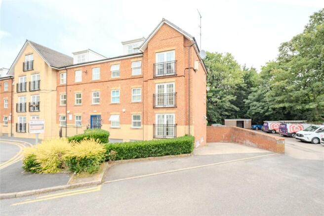 2 bed Apartment for sale Image 8