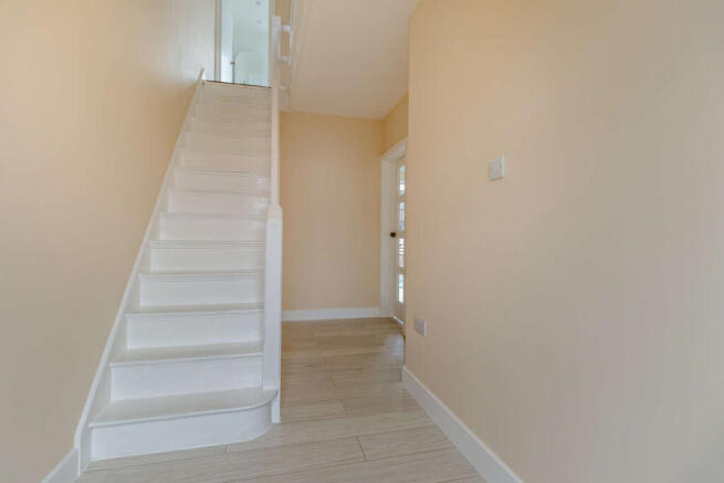 3 bed Semi-Detached for sale Image 9