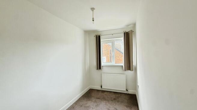 3 bed Semi-Detached for sale Image 6
