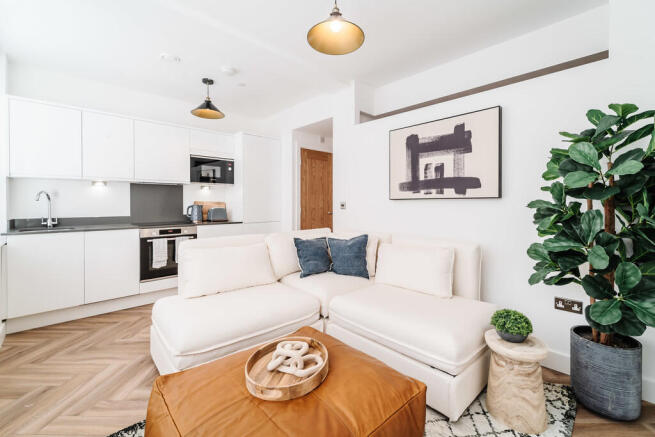 RH Apt 10-1