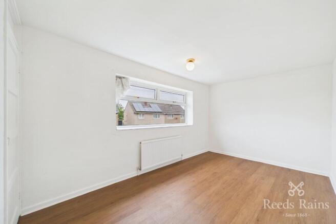 2 bed Semi-Detached to rent Image 4