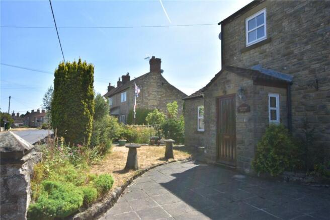3 bed Detached for sale Image 10