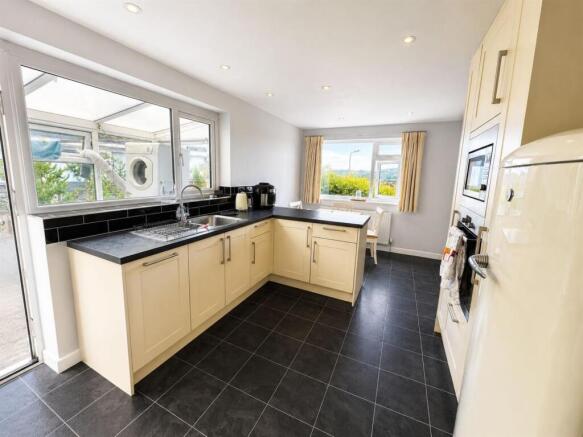 Wychall Park, Seaton photo 4