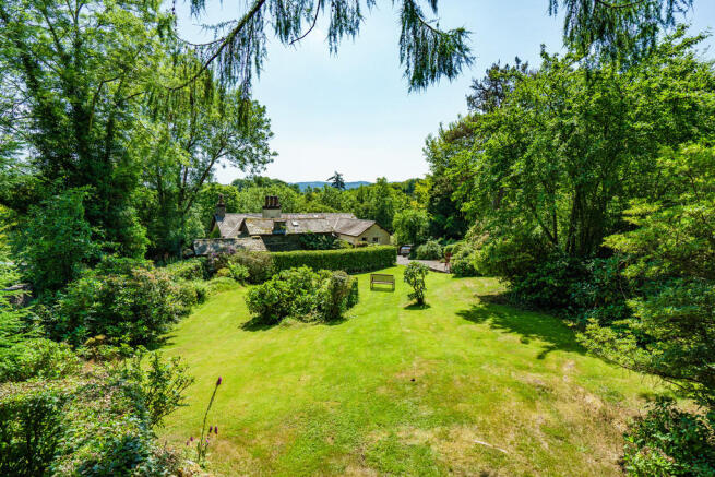 Garden and rear e...