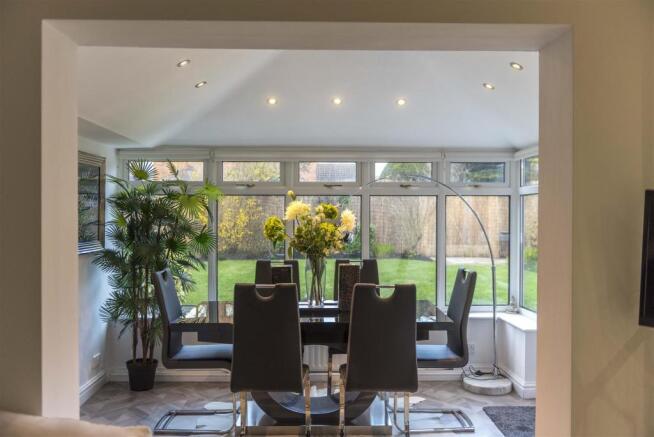 30_Alton_Close-59-33_ciinwj.jpg