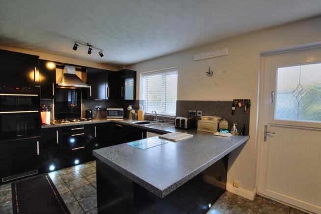 3. Kitchen diner