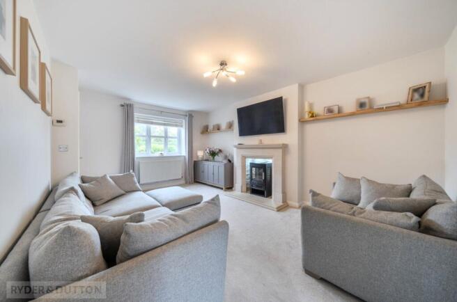 4 bed Detached for sale Image 4