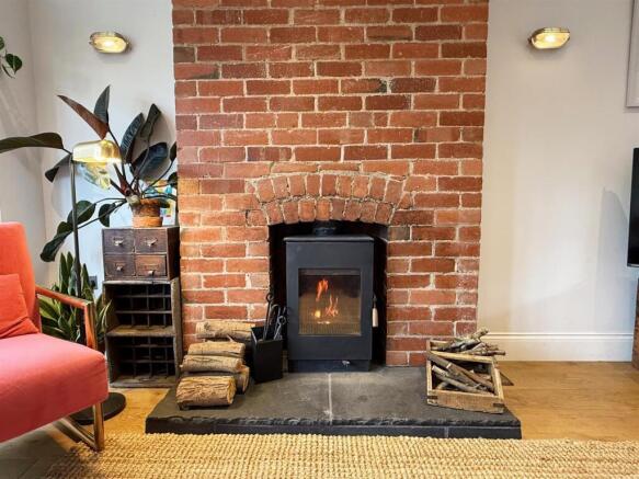 4 bed Semi-Detached for sale Image 7