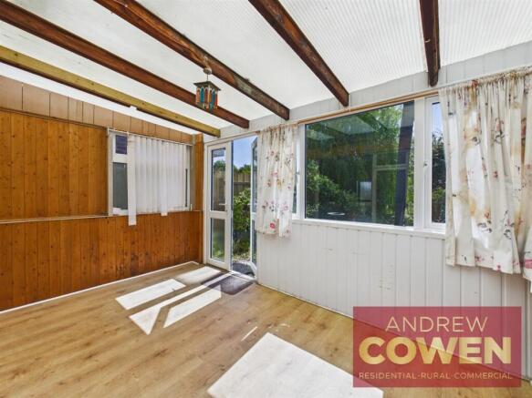 3 bed House for sale Image 10