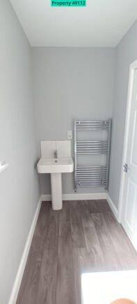 2 bed Semi-Detached to rent Image 11