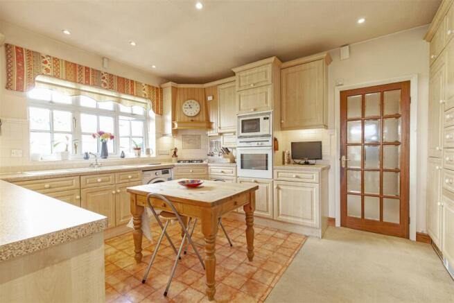 Kitchen-1.jpg