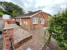 1, Loganbeck Grove, Longton, Stoke-on-trent ST3 5UF