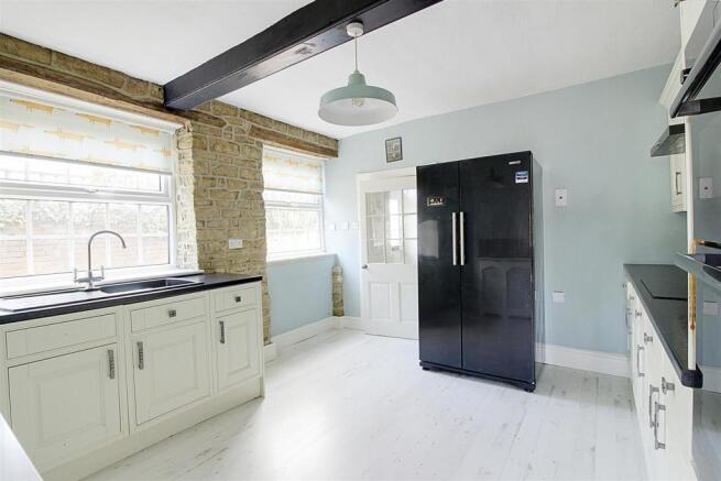 kitchen a.jpg