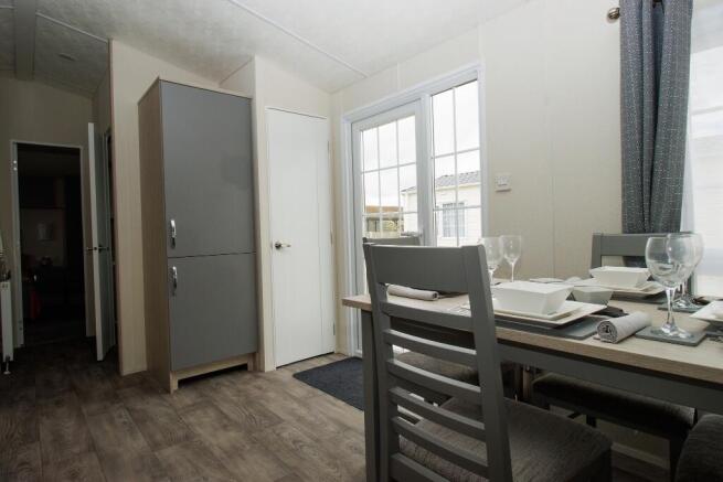 2 bed Caravan for sale Image 8