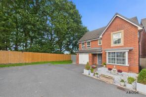 83, Buckmaster Way, Rugeley WS15 1FS