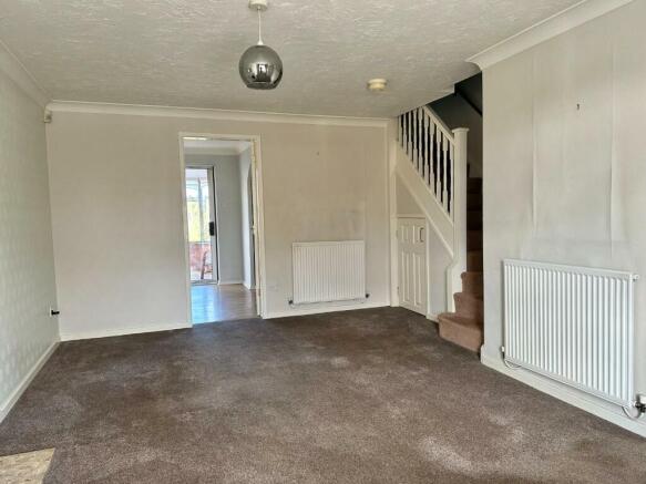 Living room 1.jpg