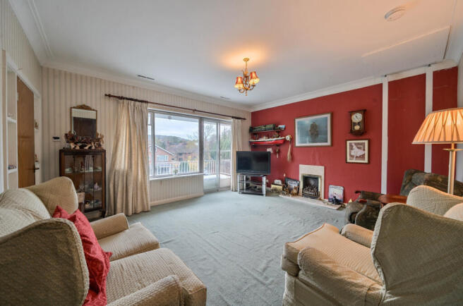 Copt Elm Close, Charlton Kings, Cheltenham photo 4
