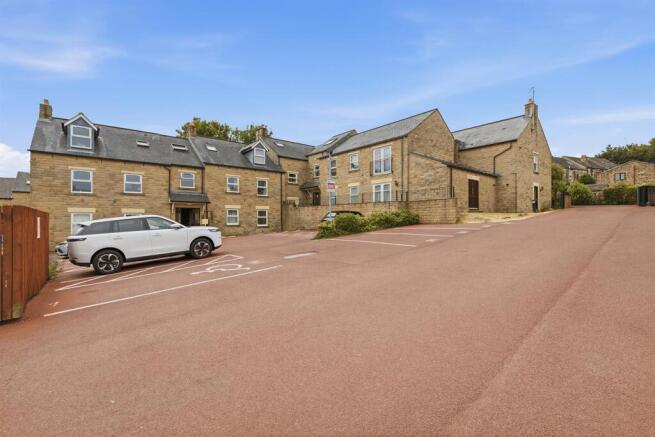 Anne Mcnamara House, 152 Lydgate Lane, Sheffield 0