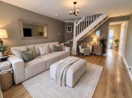 Ropeland Way, Horsham