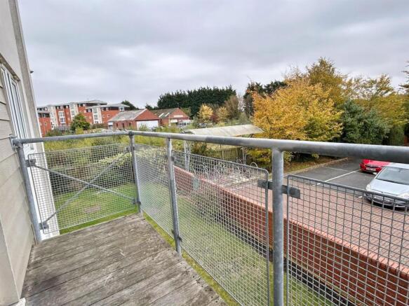 1 bed Apartment for sale Image 6