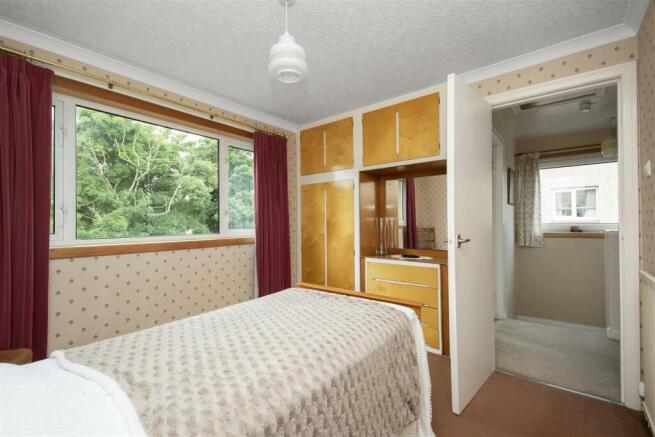 28 Linburn Grove16.jpg