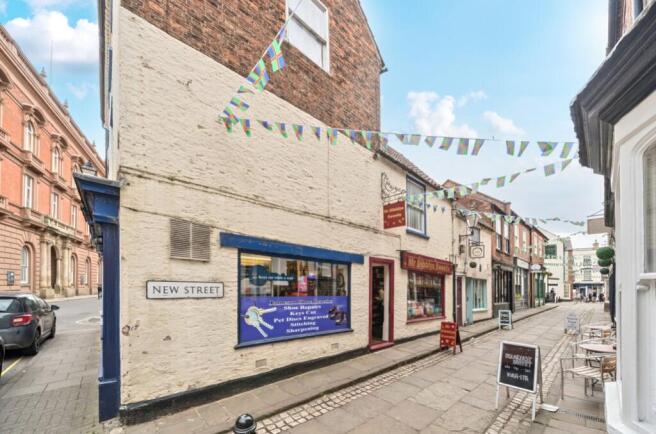 1277263-20-68248780ddb36-ARW