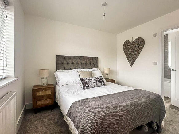 1 bed Detached for sale Image 7