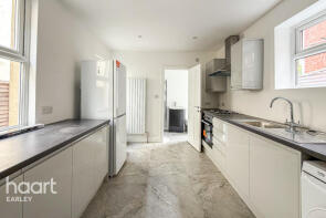 290, Gosbrook Road, Caversham, Reading RG4 8EB