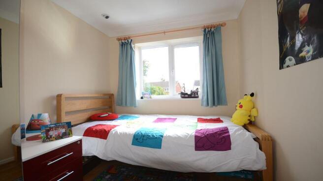 bed 2resized.JPG