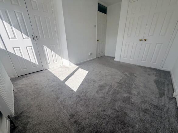 4 bed Detached to rent Image 6