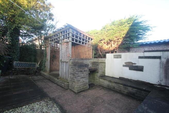 3 bed House to rent Image 12