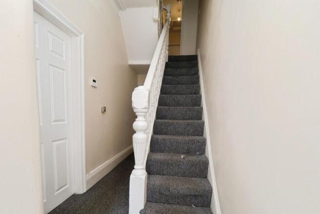 3 bed Terraced for sale Image 5