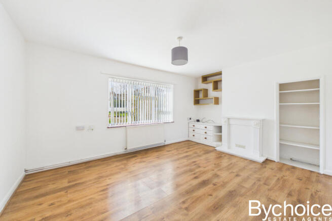 CAM05454G0-PR0131-STILL004