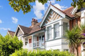 Flat 2, 7, St Georges Road, Selden, Worthing BN11 2DS