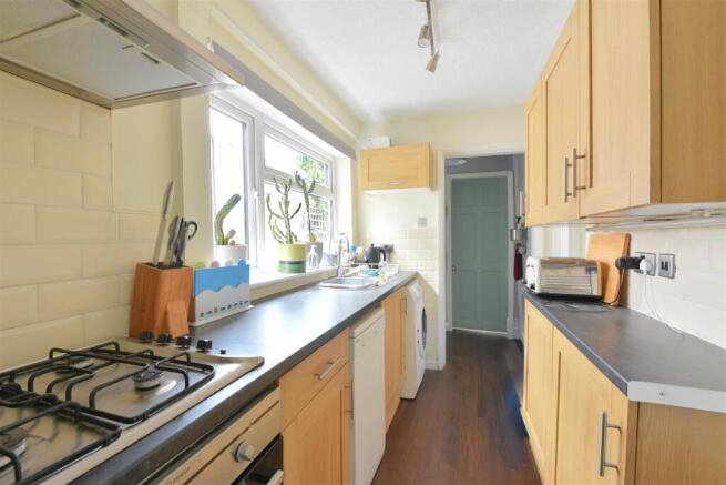 2 bed Terraced for sale Image 5