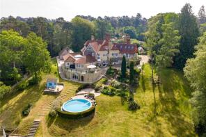 63 Merlewood, Lodge Hill Road, Lower Bourne, Farnham GU10 3RD