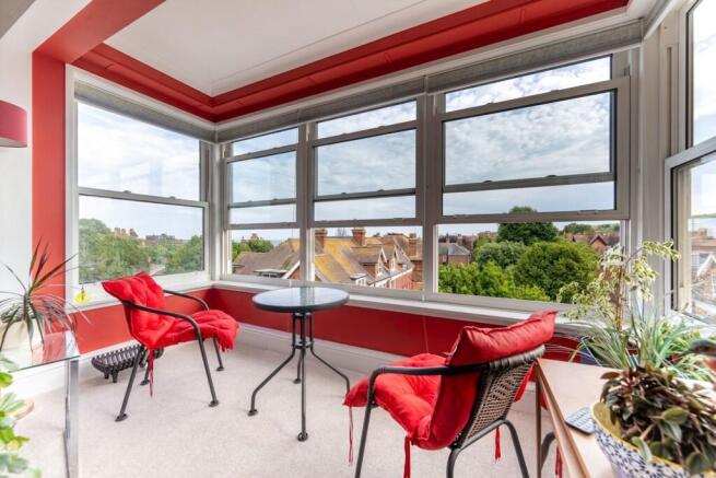 Stunning Triple Aspect Lounge and Dining Room