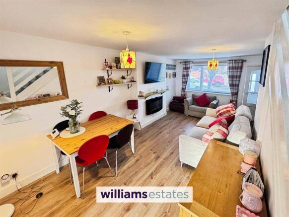 Living Room/Dining Room