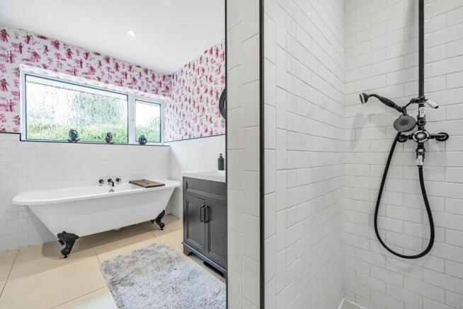 Main Bathroom