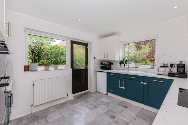 3 bed Detached for sale Image 9
